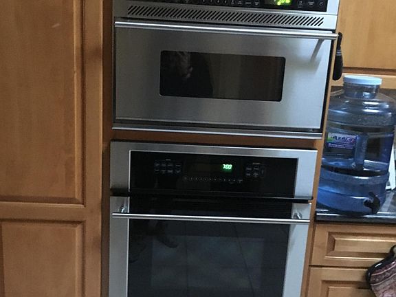 Conventional oven