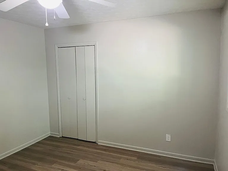 163 Old Norton Rd — Photo 32