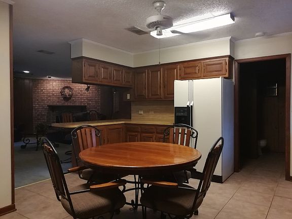 3rd image of 119 Elmfield Dr