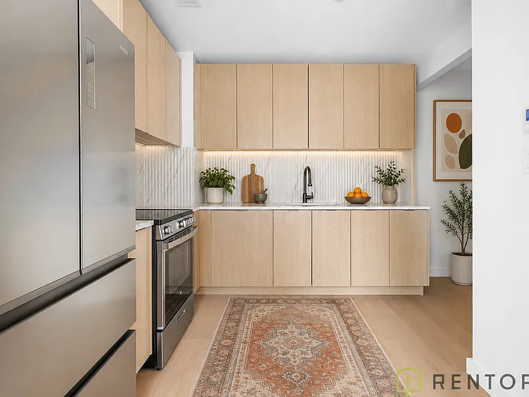 224 3rd Ave #9H — Photo 3