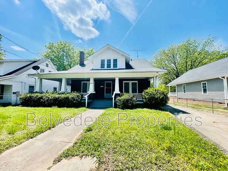 1506 Martin Luther King Jr Dr — Photo 2