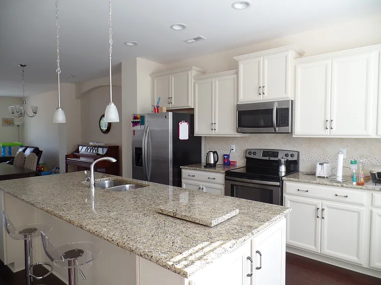 4115 Prospect St — Photo 13