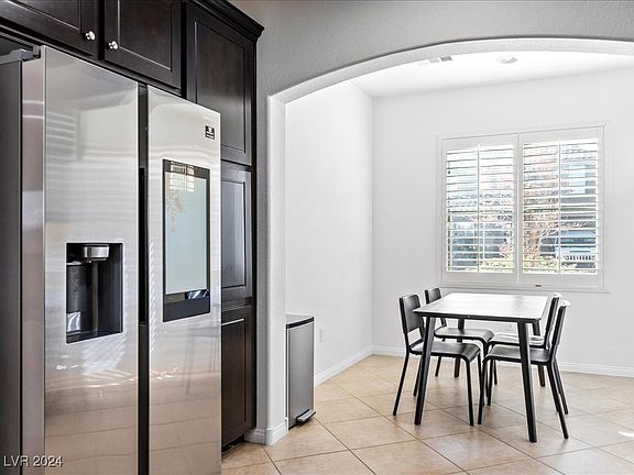 5th image of 3256 Umbria Gardens Ave
