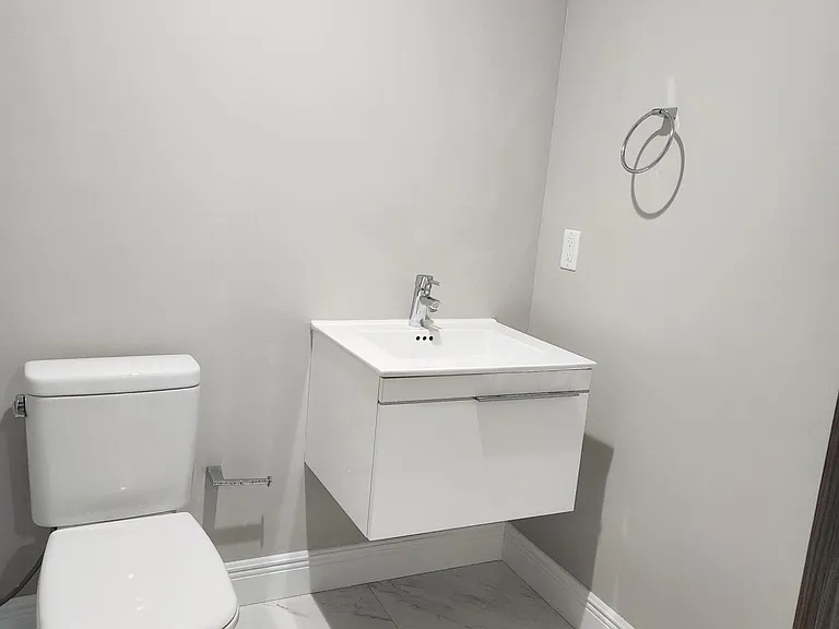 17301 Biscayne Blvd #1202 — Photo 14