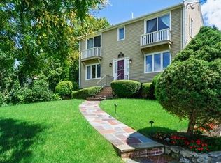 52 Bel Air Rd, Hingham, MA 02043