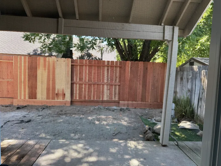 2005 Floyd Ave — Photo 19