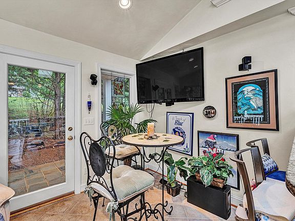39th image of 1120 Chestnut Mountain Dr