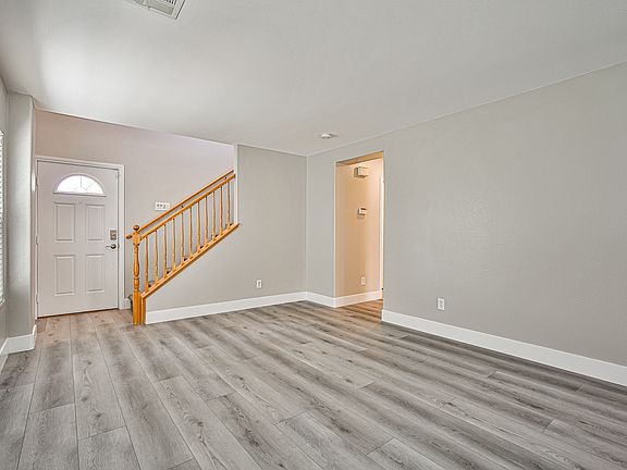 4th image of 3140 Manti Peak Ave