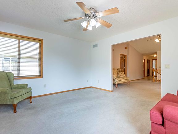 4th image of 2903 Katrina Cir