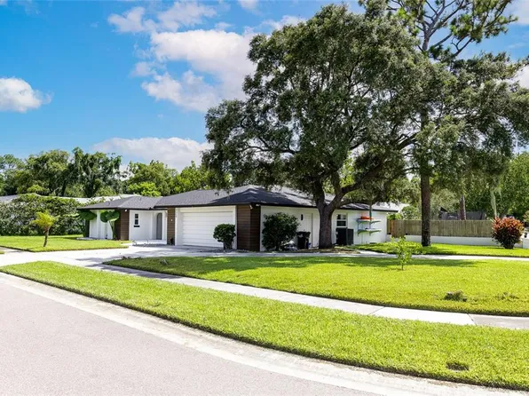 520 Briarwood Ct, Altamonte Springs, FL 32714