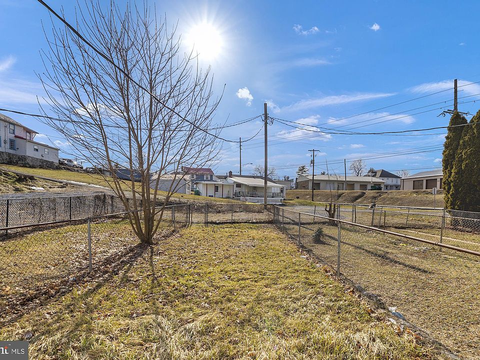 1921 Ave, Shippensburg, PA 17257 Zillow