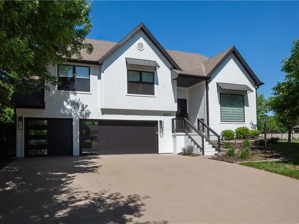 4604 Kensington Dr, Saint Joseph, MO 64506