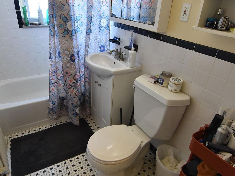 1st image of 73 Park St APT 3