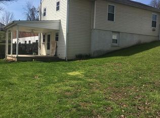 1130 Mountain Rd, Charleston, WV 25303