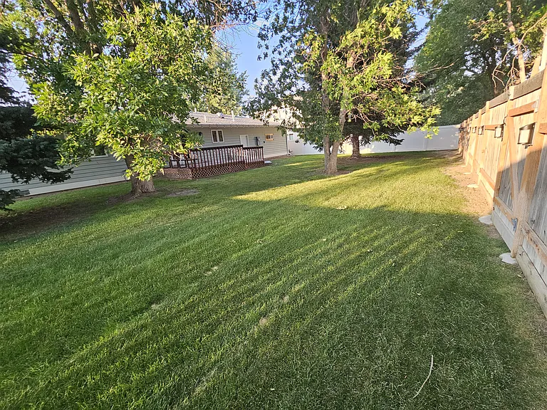 604 Tanager Ct — Photo 22