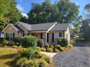 212 Roseboro Dr, Asheboro, NC 27203