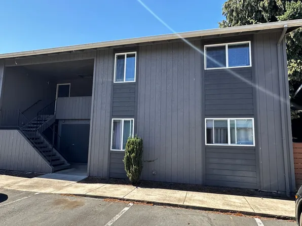 218 - Pioneer Apartments, 336 & 348 Whitesell Ave W #336-4, Monmouth, OR 97361