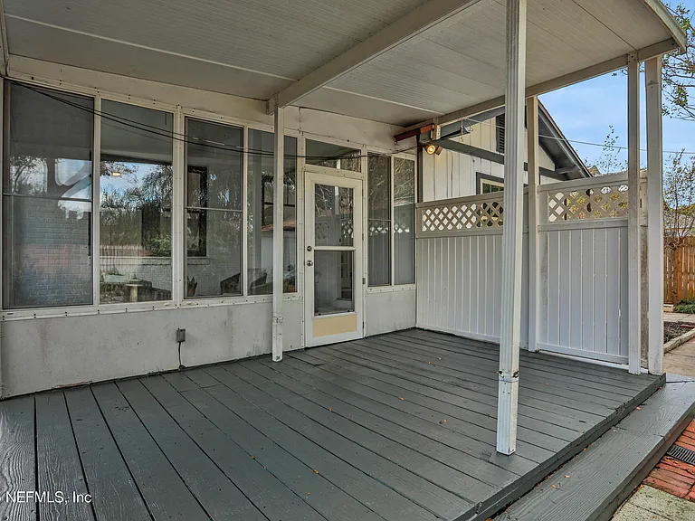 4725 French St — Photo 40