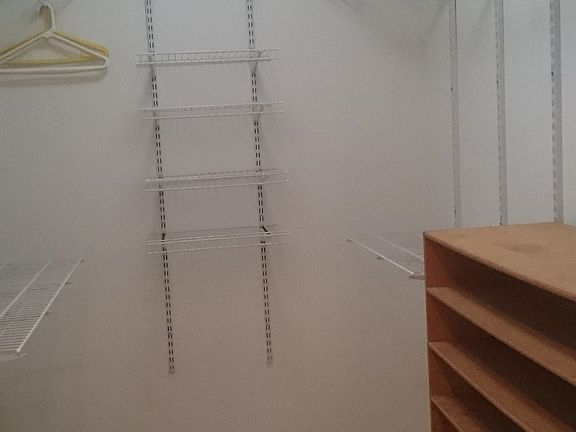 Walk in closet