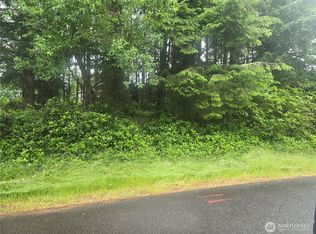 563 Weatherwax Loop NE, Ocean Shores, WA 98569