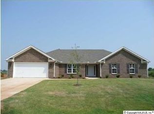 186 Oakcrest Rd, Huntsville, AL 35811