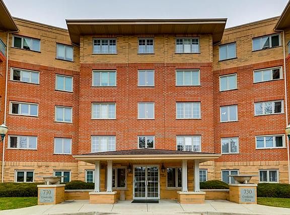2nd image of 730 Creekside Dr Unit 406