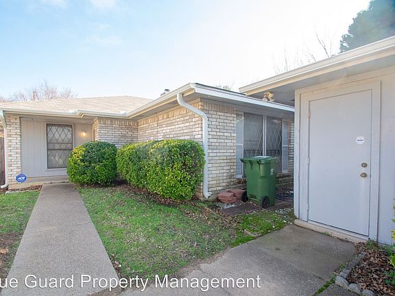 3rd image of 4209 Wingrove Dr