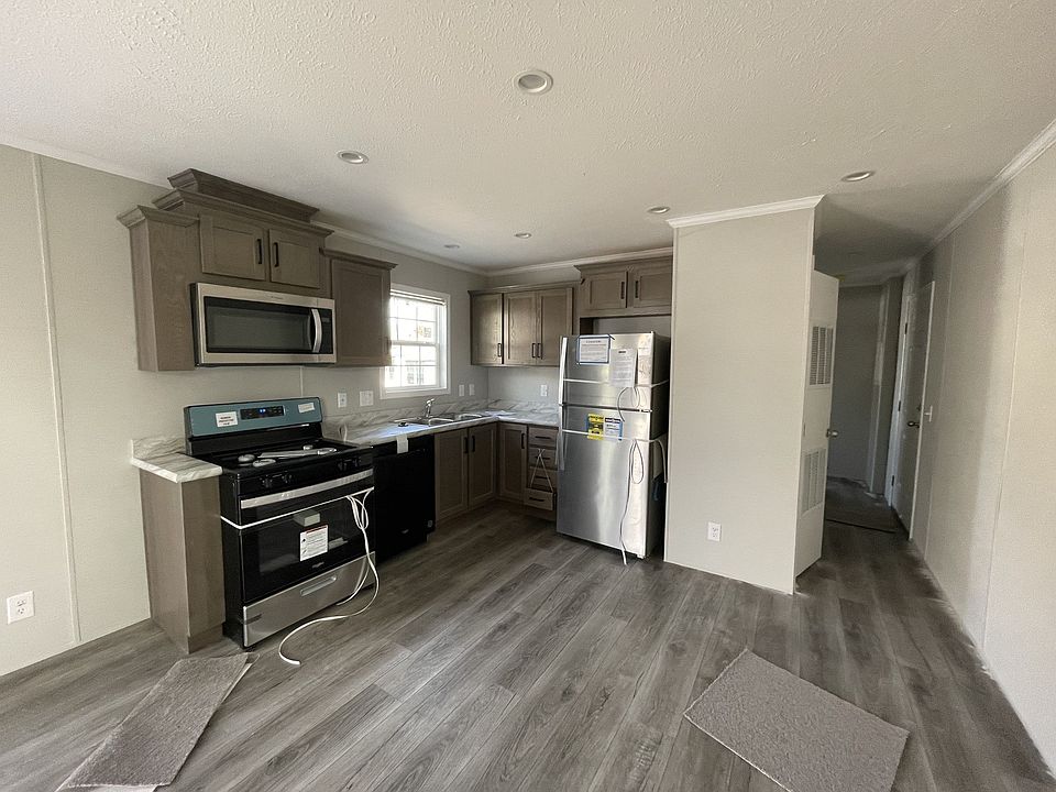 1st image of 4925 Genesse St #367S