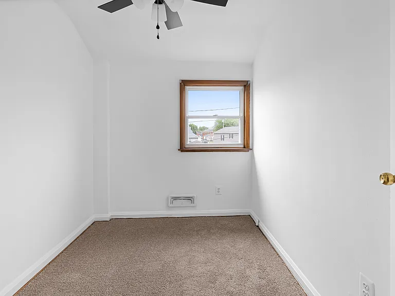 3317 Belsford Ct — Photo 28