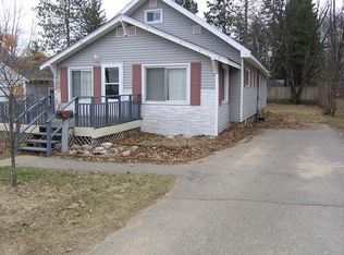 711 Pelican St, Rhinelander, WI 54501