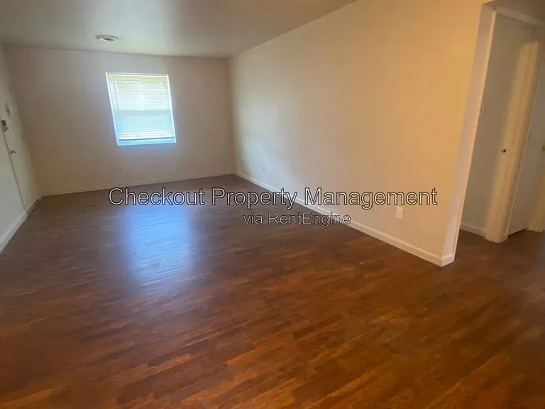 Timber Place Apartments — Photo 14