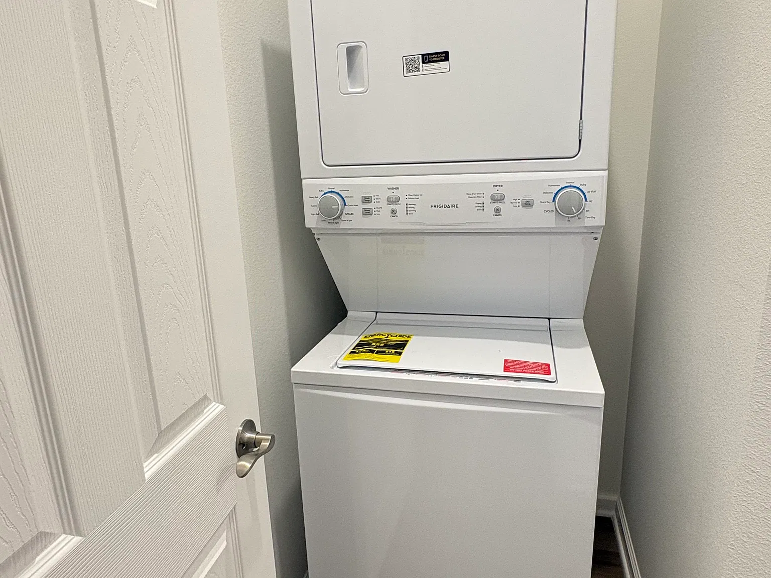 Olive Street Apartments — Photo 3