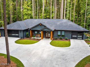 37 Gables Rd, New Bern, NC 28562