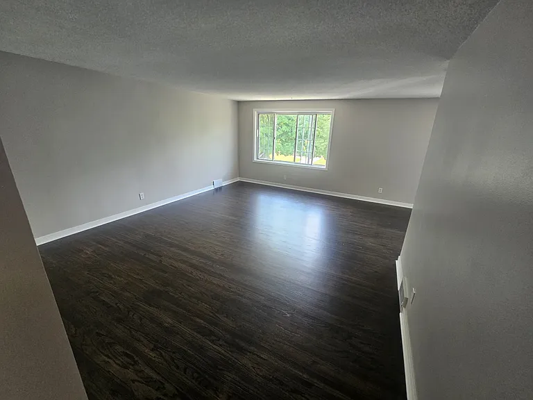 38 Delham Ave #2 — Photo 4