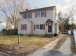 23 Clearfield Pl, Huntington, NY 11743