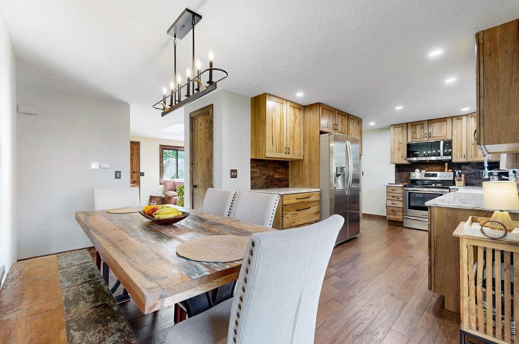 5521 Gabriel Dr