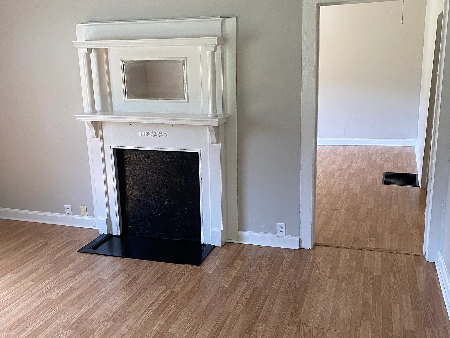 1217 Village Rd — Photo 4