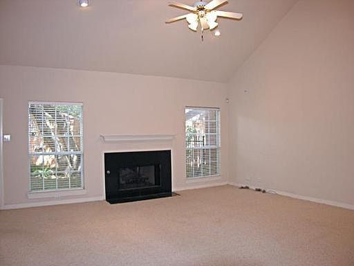 3rd image of 31 JACKSON COURT #31