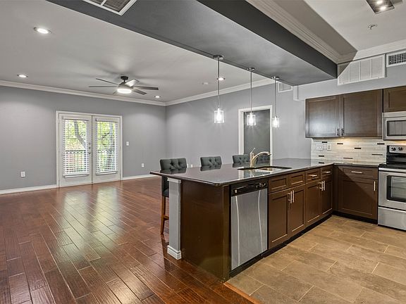 2nd image of 3102 Kings Rd APT 3104
