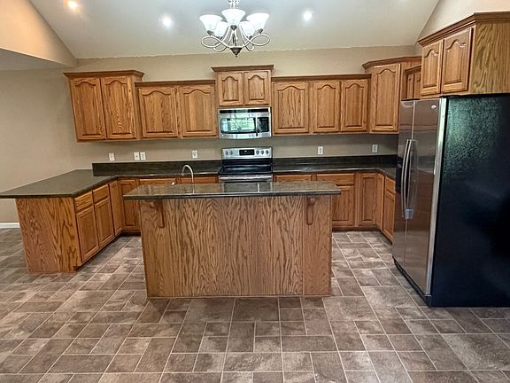 3rd image of 21156 W 332nd St