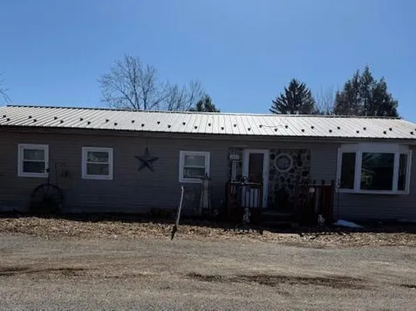 1843 Fairlawn Ave, Cogan Station, PA 17728