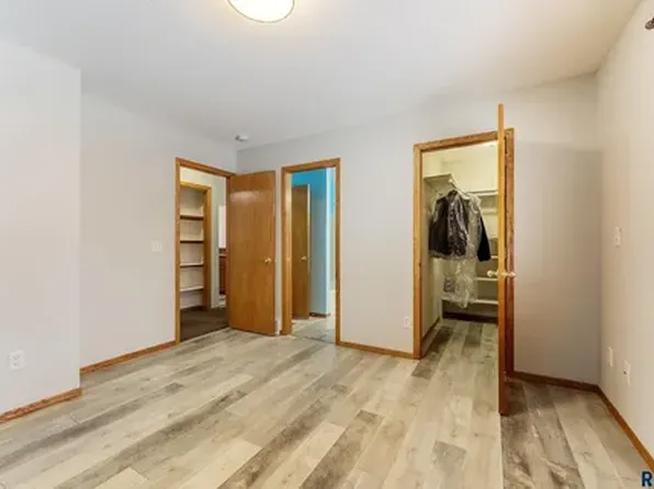 7400 W 53rd St, Sioux Falls, SD 57106