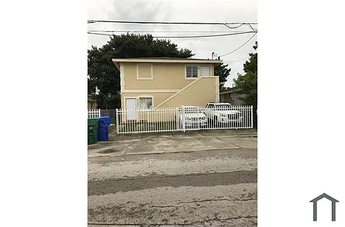 1557 NW 62nd Ter #A Photo 1