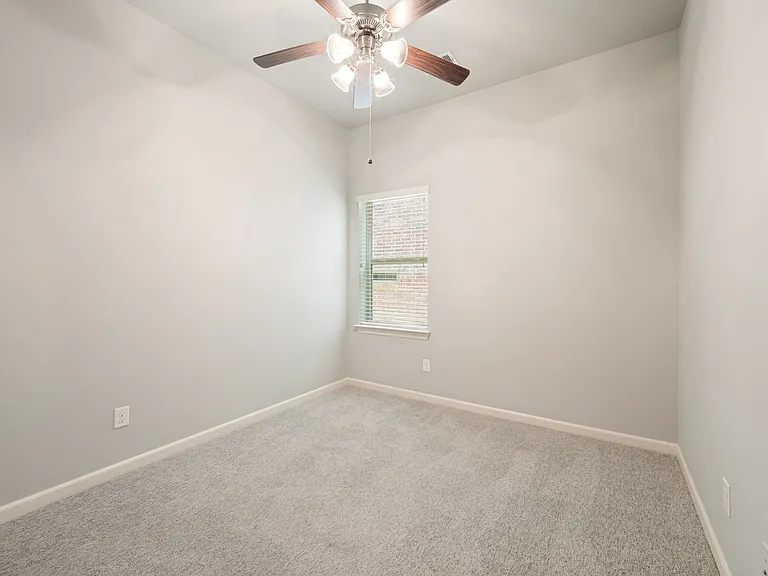 3908 Jasmine Fox Ln — Photo 10