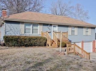 9300 E 84th Ter, Raytown, MO 64138