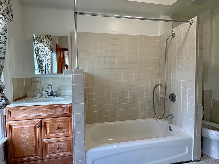 49 Dwight St #2 — Photo 15