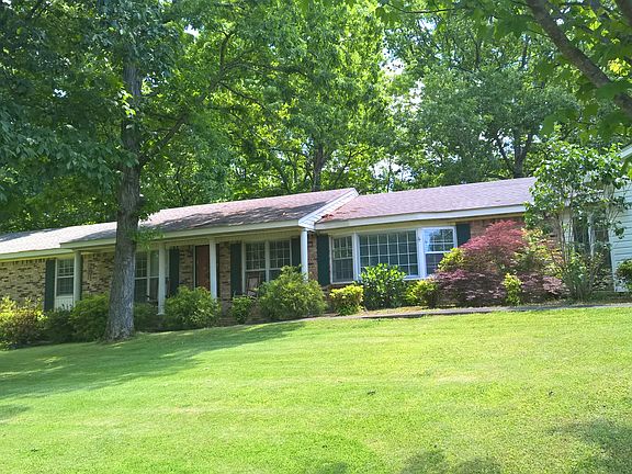 2nd image of 71 Julie St