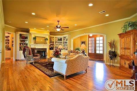 3rd image of 108 Cedarwood Dr