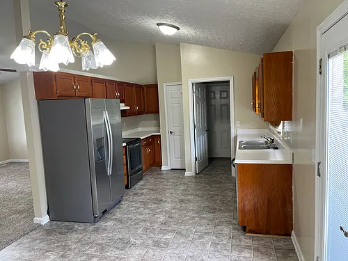 178 Phelps Way Photo 1