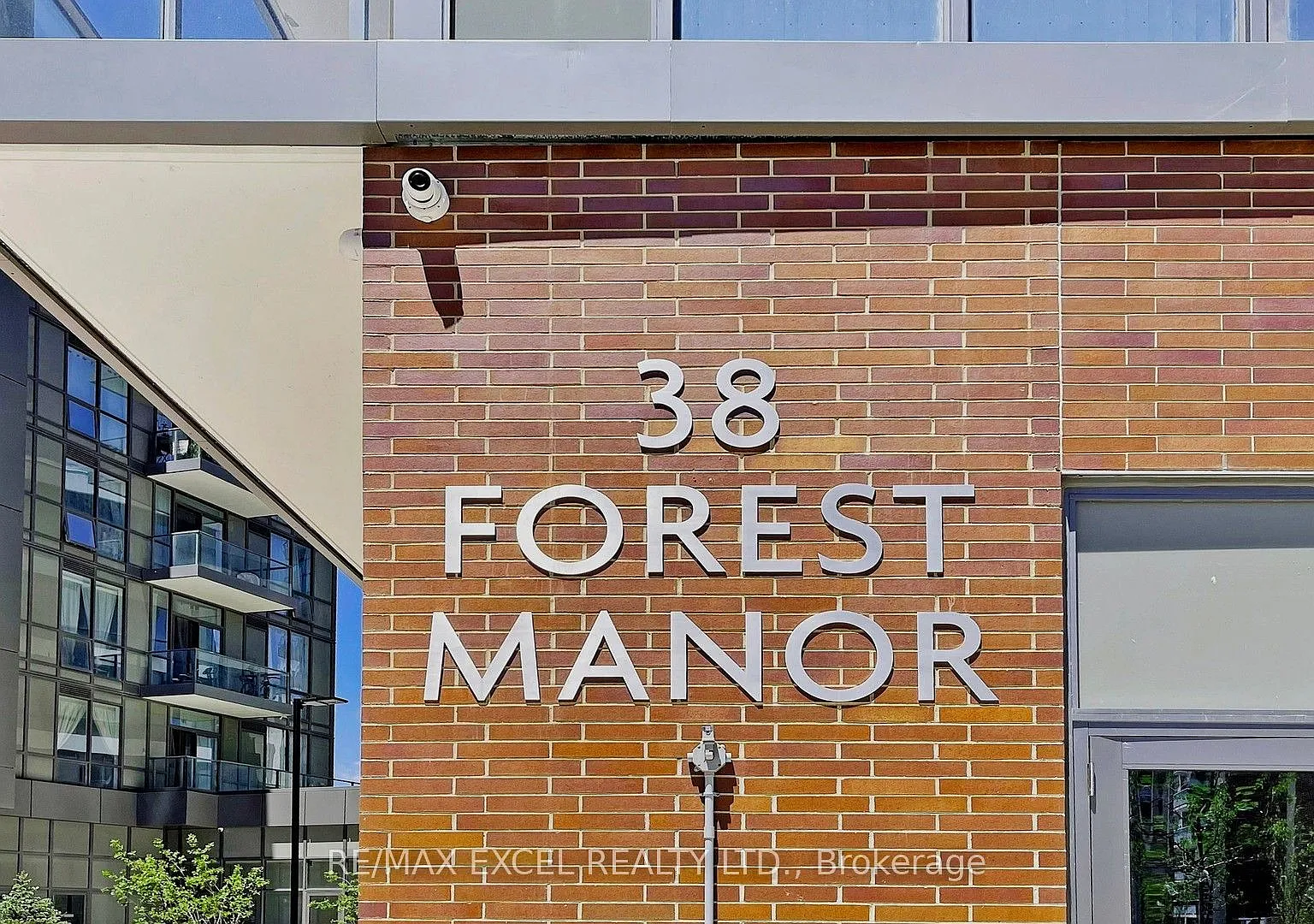 2 bed, $2,500 — Photo 2